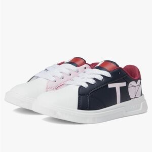 KIDS SNEAKERS NWB
